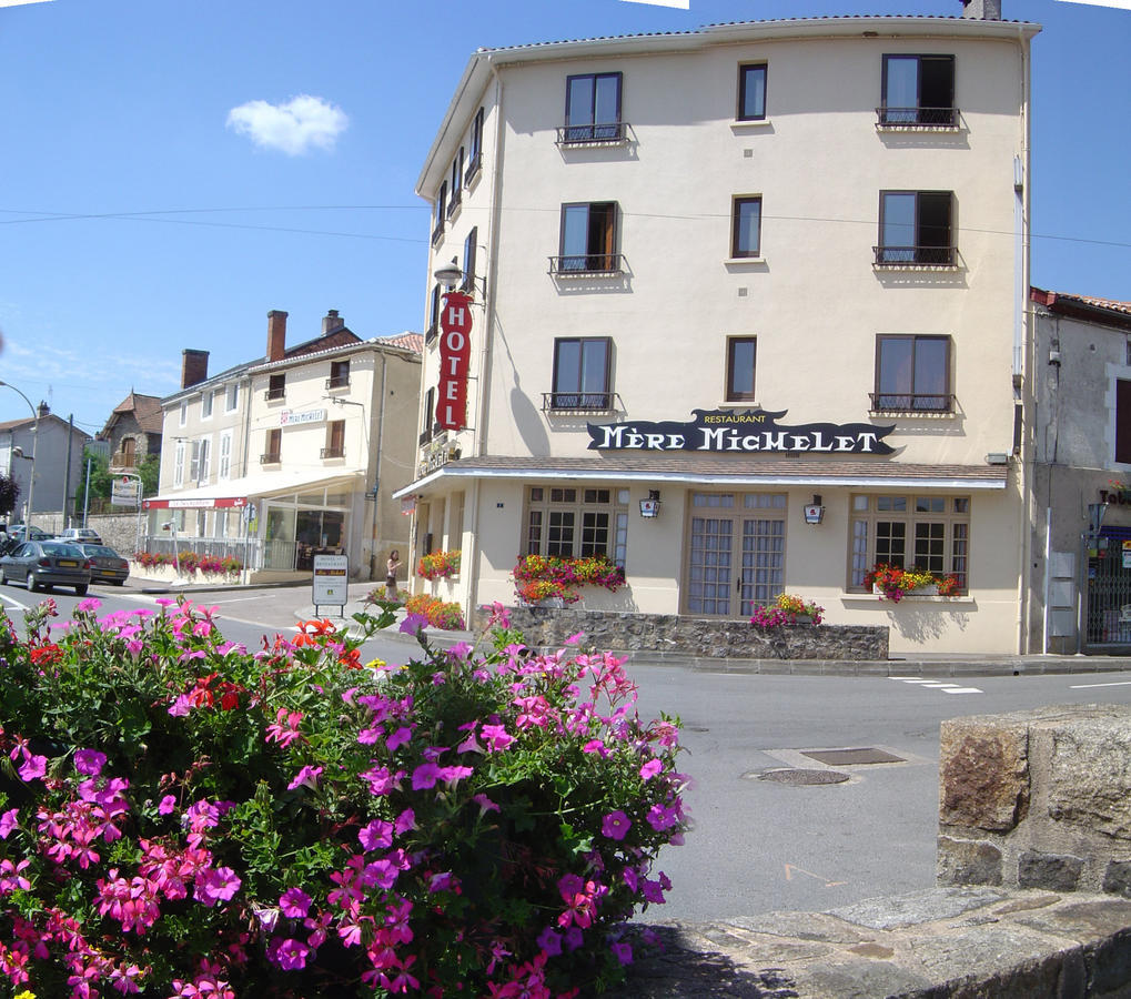 Hotel De La Mere Michelet Confolens Exterior photo